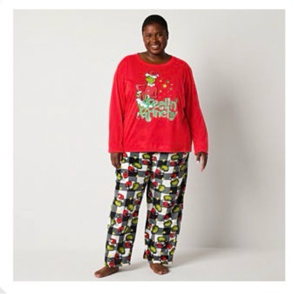 Women's Red Holiday Pajama Set